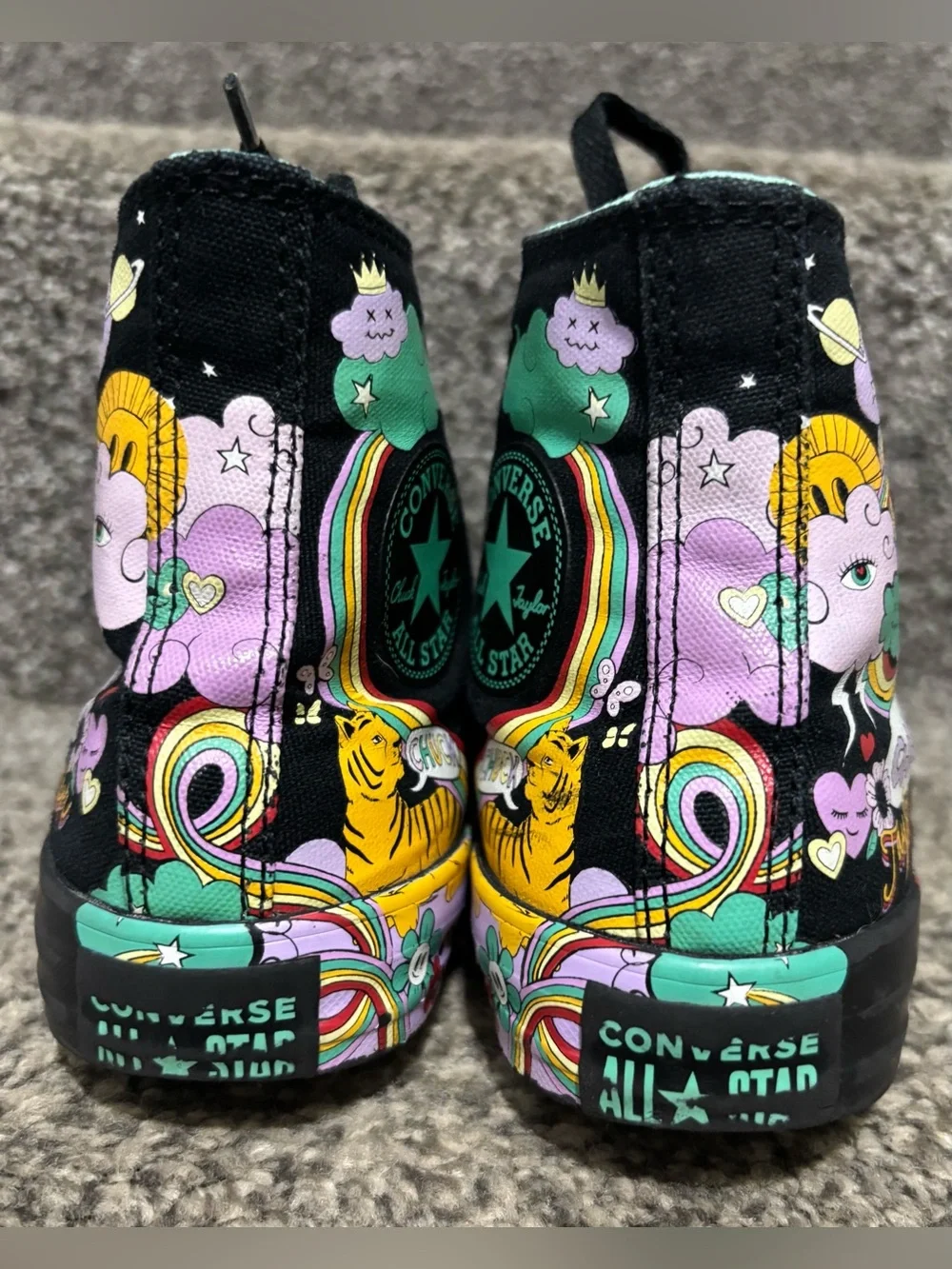 Converse super cool